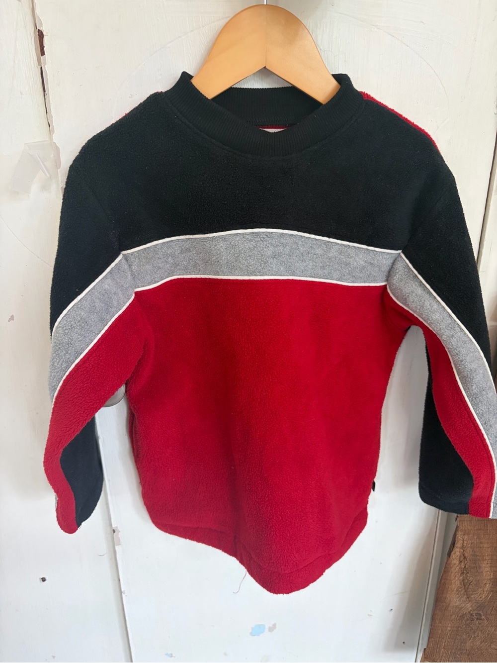 Vintage Boys Red and Black Colorblock Crewneck Sweater